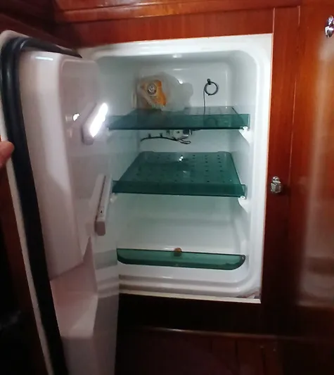 Daydreams II Yacht Photos Pics 