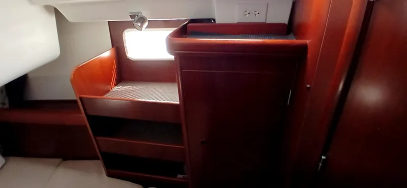 Daydreams II Yacht Photos Pics 