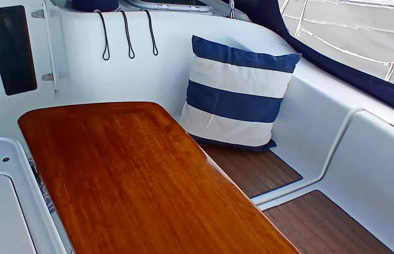 Daydreams II Yacht Photos Pics 