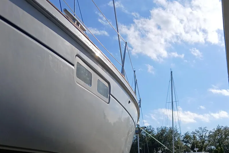 Daydreams II Yacht Photos Pics 