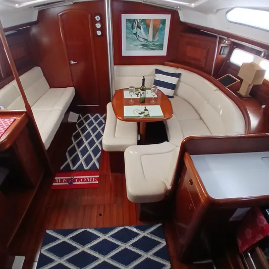 Daydreams II Yacht Photos Pics 