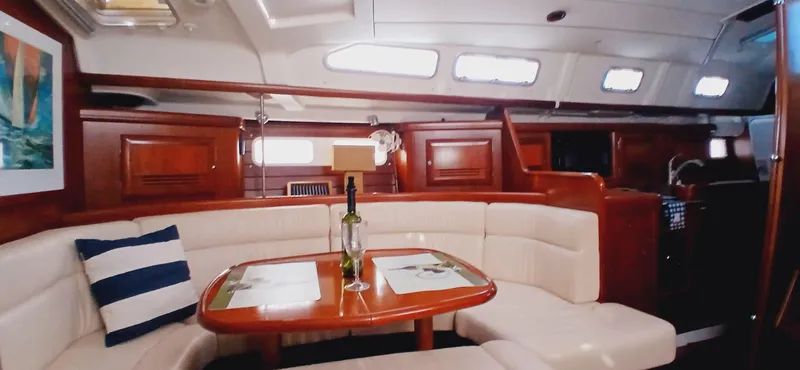 Daydreams II Yacht Photos Pics 