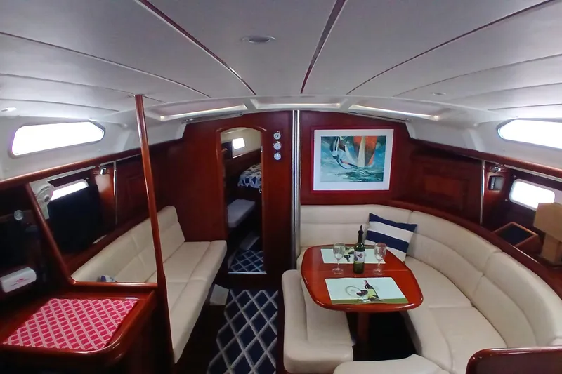 Daydreams II Yacht Photos Pics 
