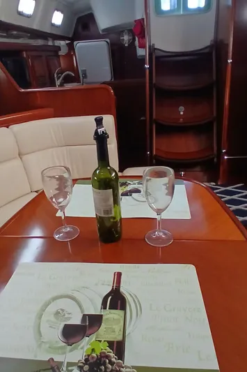 Daydreams II Yacht Photos Pics 