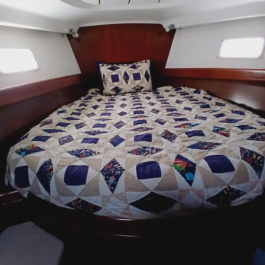 Daydreams II Yacht Photos Pics 