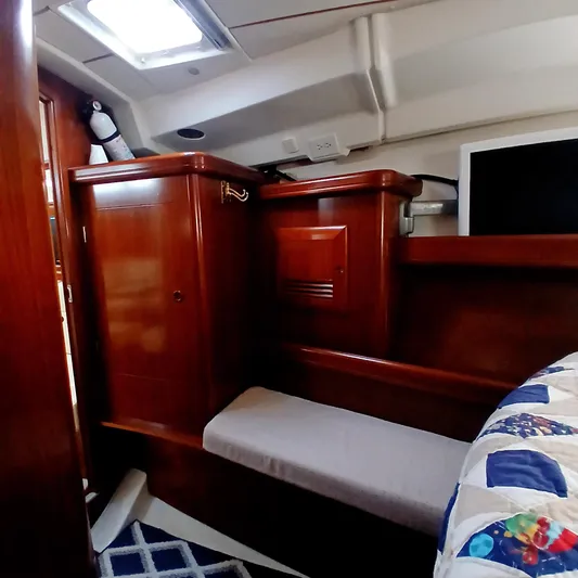 Daydreams II Yacht Photos Pics 