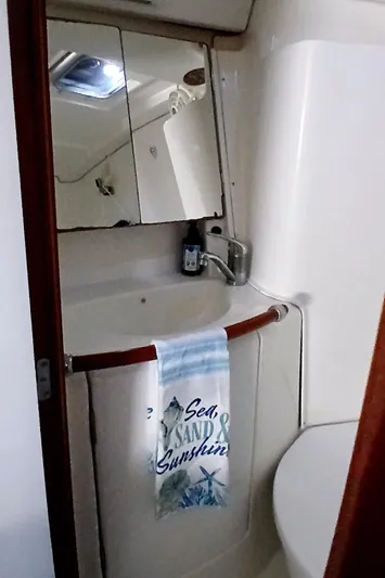 Daydreams II Yacht Photos Pics 