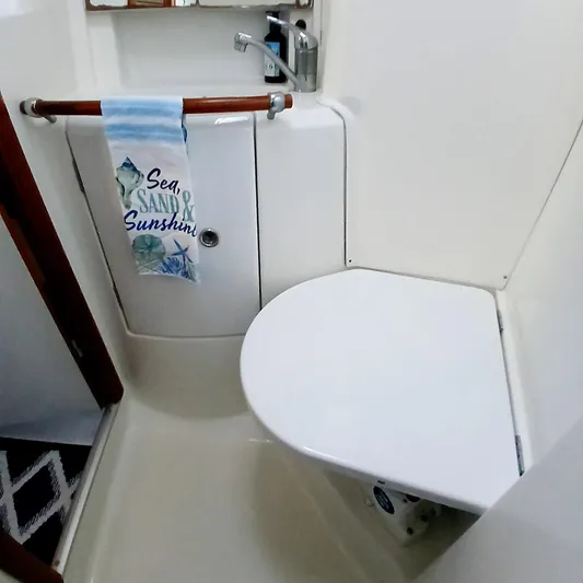 Daydreams II Yacht Photos Pics 