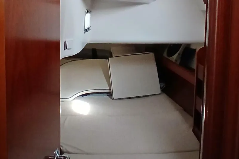 Daydreams II Yacht Photos Pics 