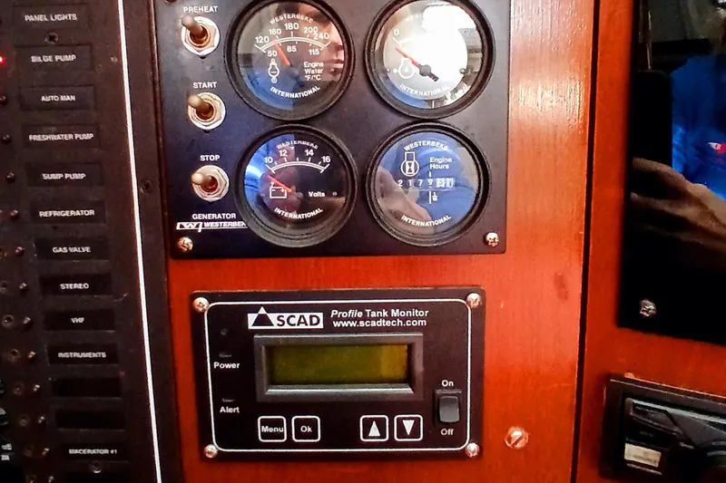 Daydreams II Yacht Photos Pics 