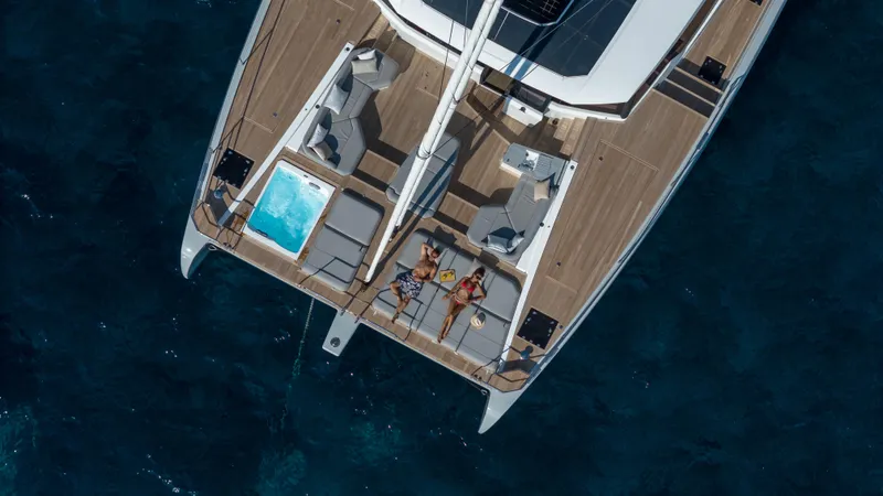 Thira 80 Yacht Photos Pics FOUNTAINE PAJOT THIRA 80