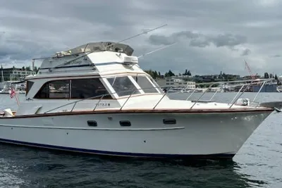Egg Harbor 36 Sedan