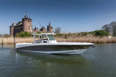 2011 Boston Whaler 370 Outrage