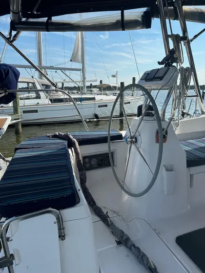 Four Girls No Buoys Yacht Photos Pics 