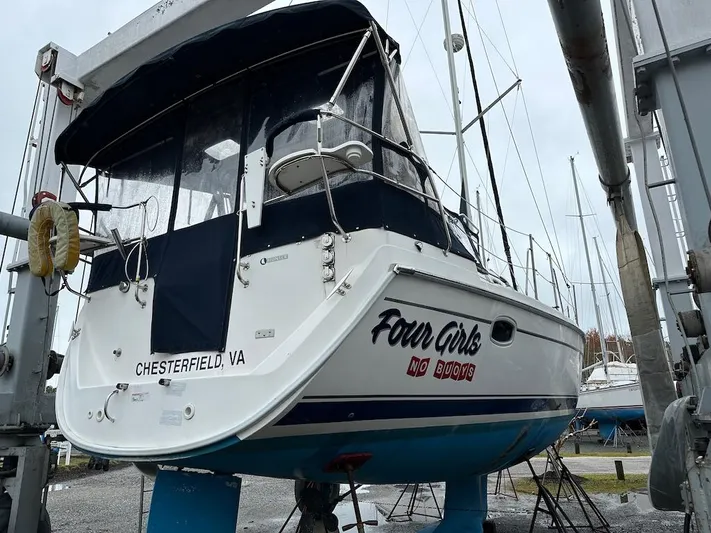 Four Girls No Buoys Yacht Photos Pics 