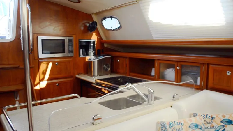 Four Girls No Buoys Yacht Photos Pics 