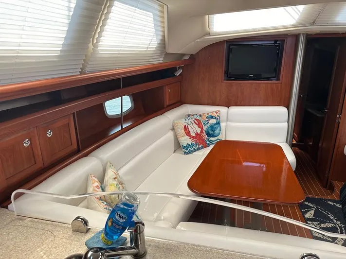 Four Girls No Buoys Yacht Photos Pics 