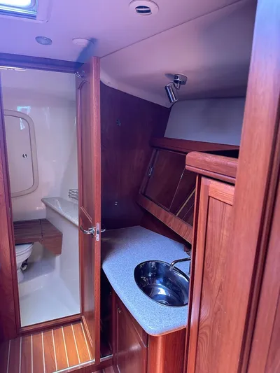 Four Girls No Buoys Yacht Photos Pics 