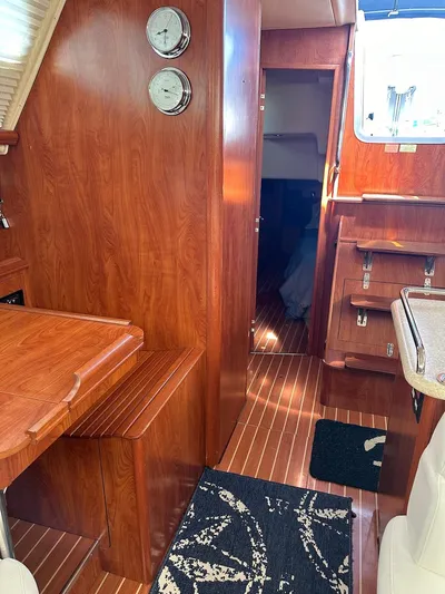 Four Girls No Buoys Yacht Photos Pics 