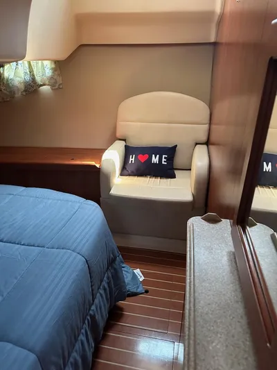 Four Girls No Buoys Yacht Photos Pics 