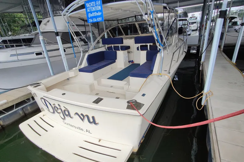 Deja Vu Yacht Photos Pics Stbd qtr.