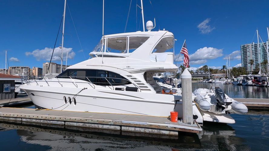 2010 Ovation 52 