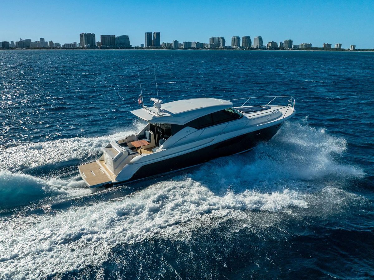 2015 Tiara Yachts 45 