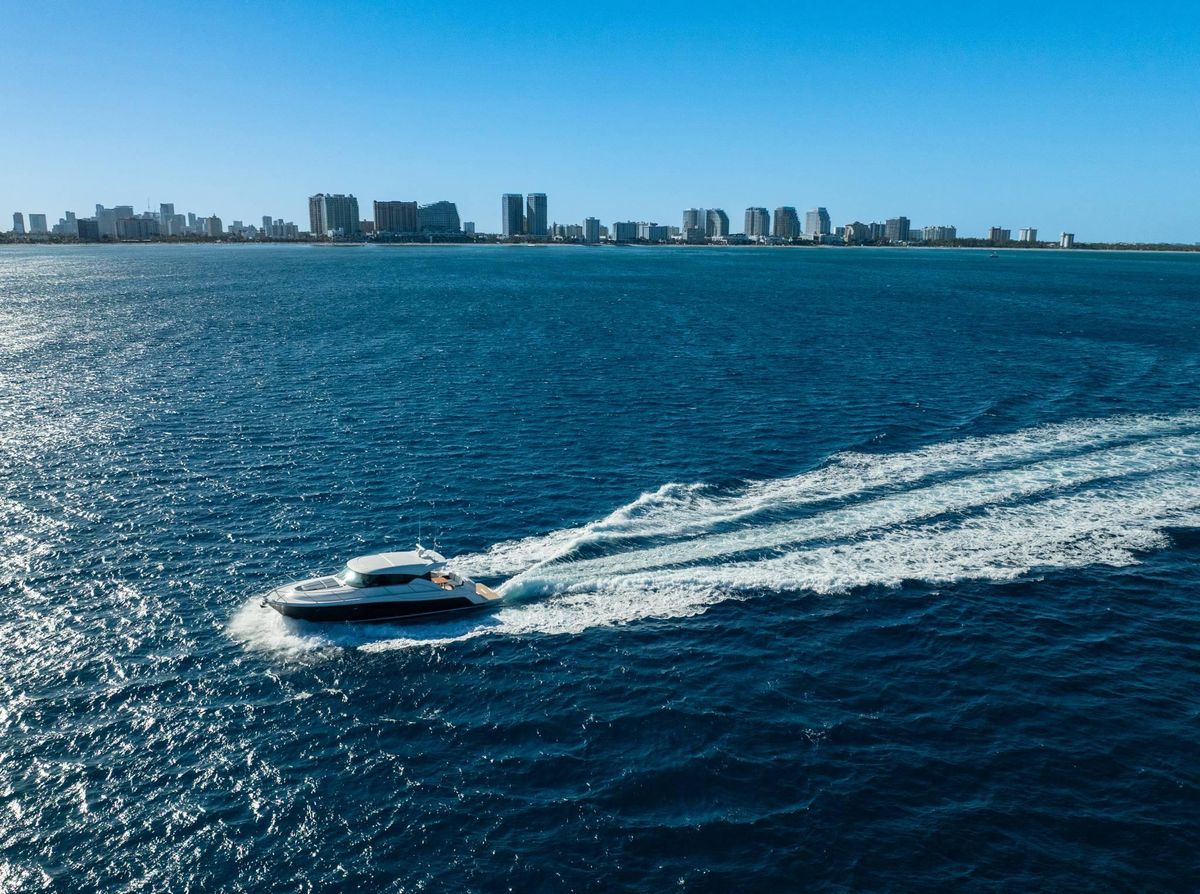 2015 Tiara Yachts 45 