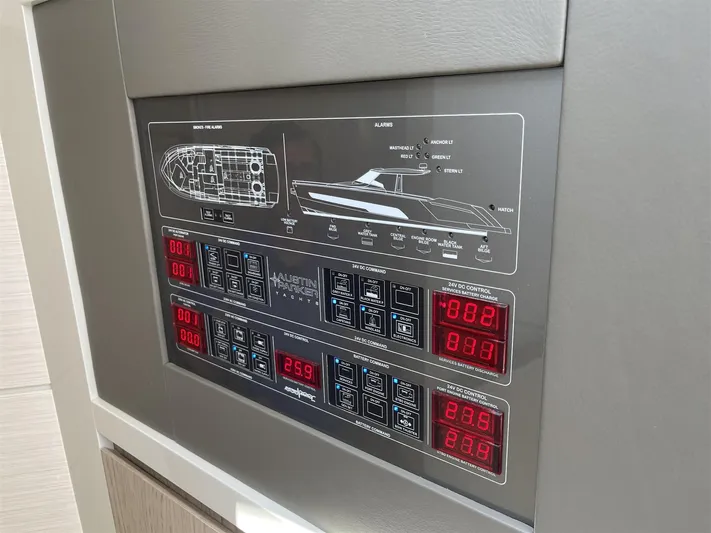  Yacht Photos Pics DJI_20250521_125929_503