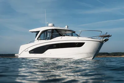 Beneteau Antares 9