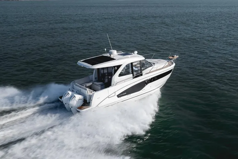  Yacht Photos Pics Manufacturer Provided Image