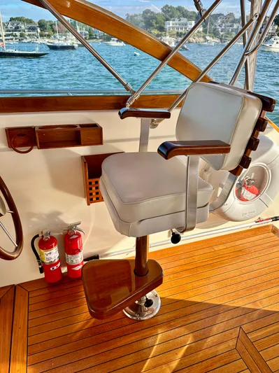 Aquila II Yacht Photos Pics Helm Deck Captains Chair