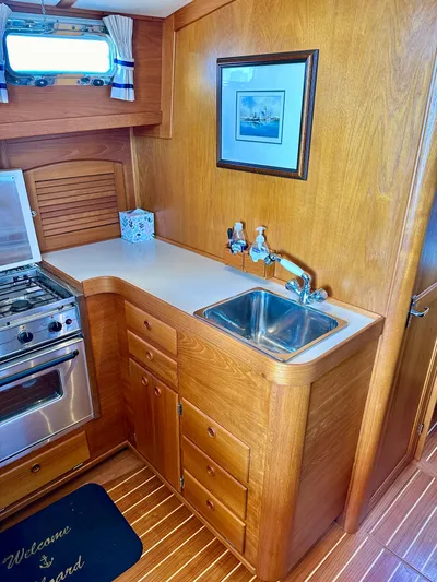 Aquila II Yacht Photos Pics Galley