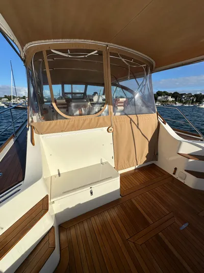 Aquila II Yacht Photos Pics Canvas Enclosure