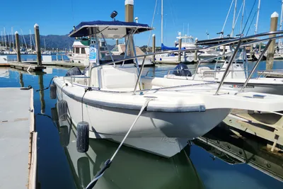 Boston Whaler 26 Outrage