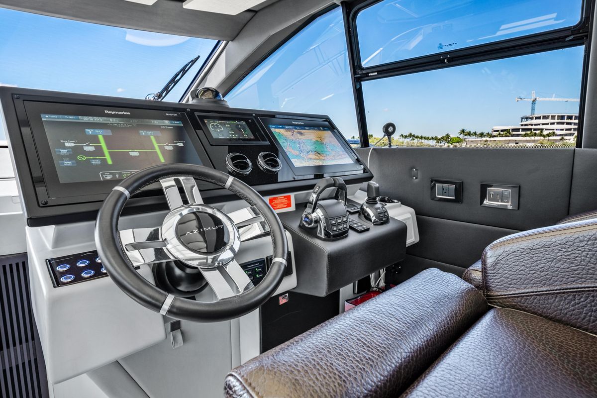 2018 Azimut 70 