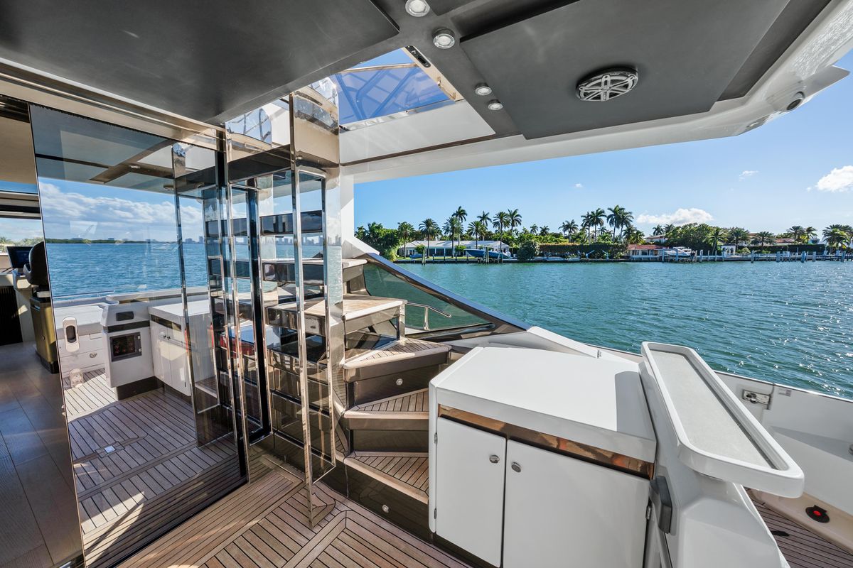 2018 Azimut 70 