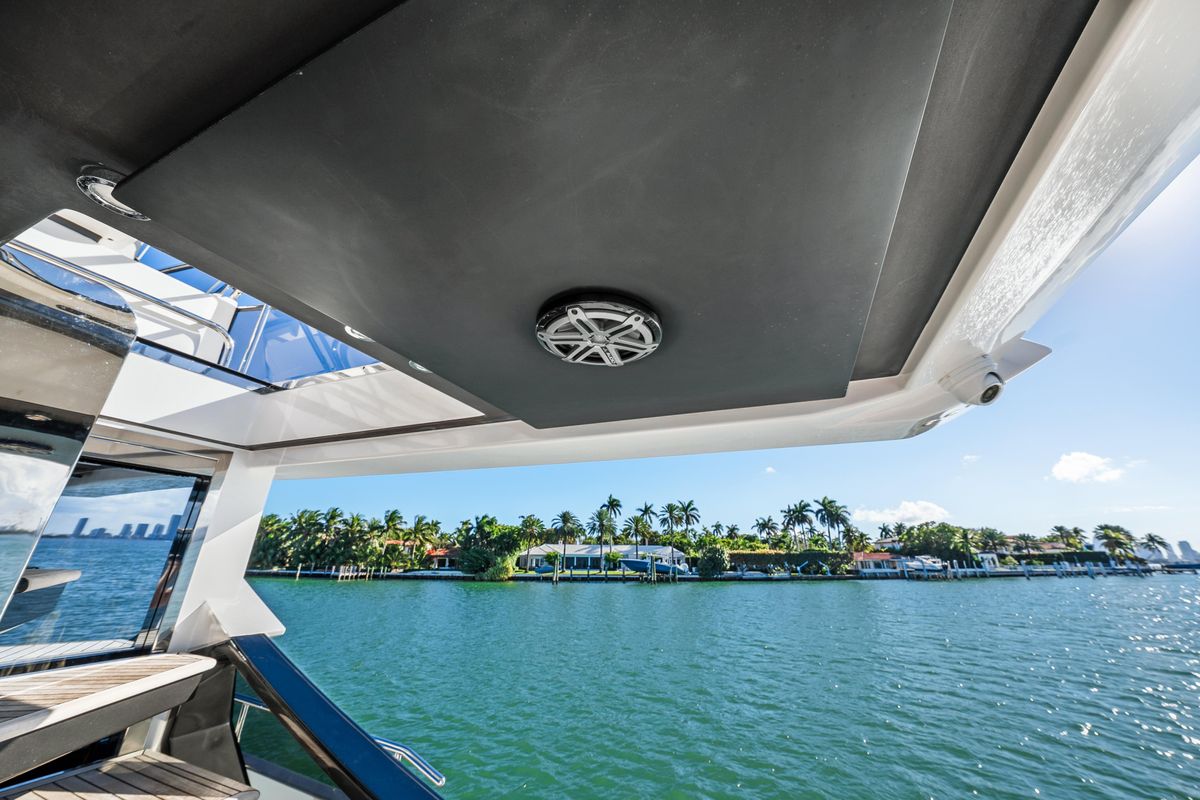 2018 Azimut 70 