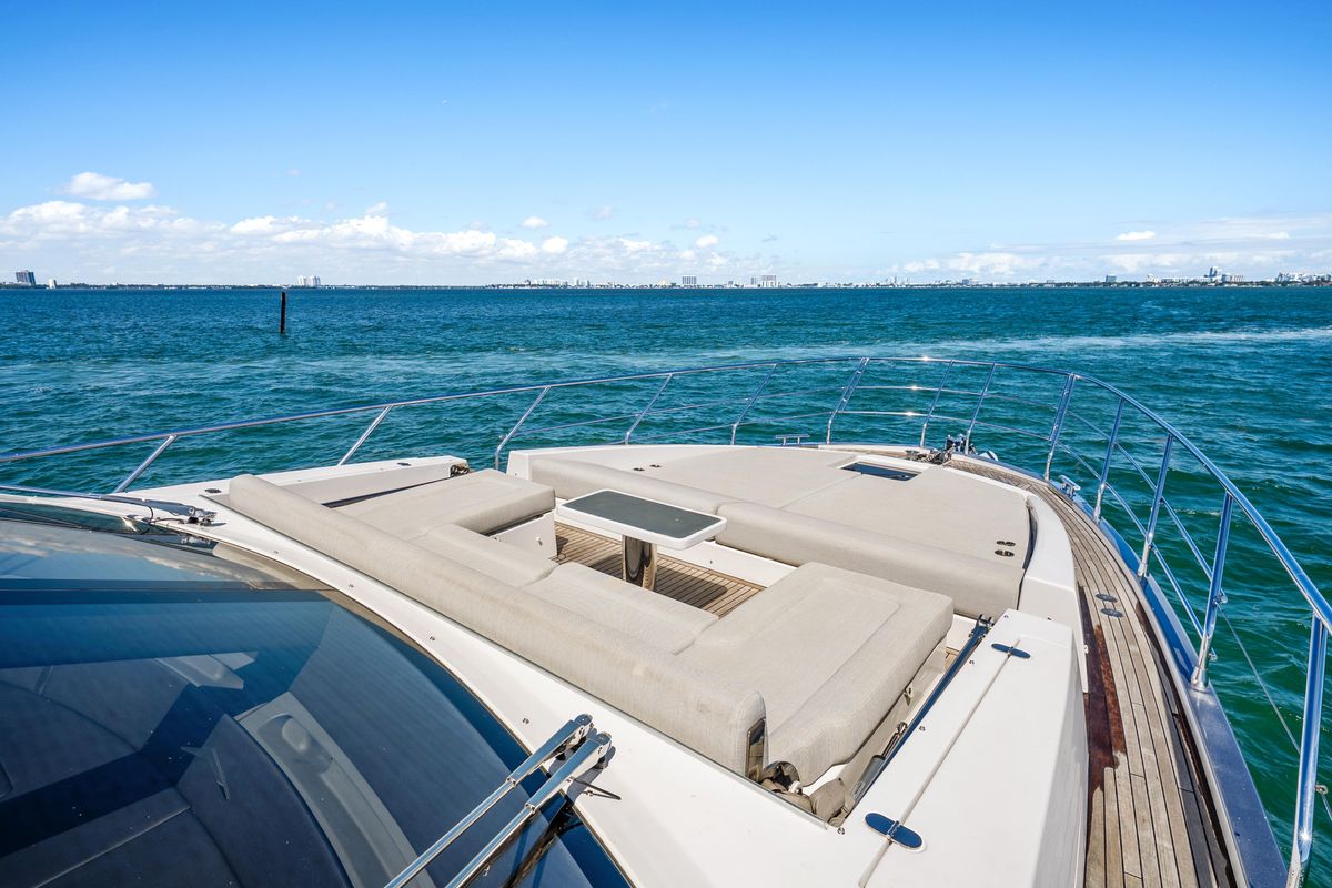 2018 Azimut 70 