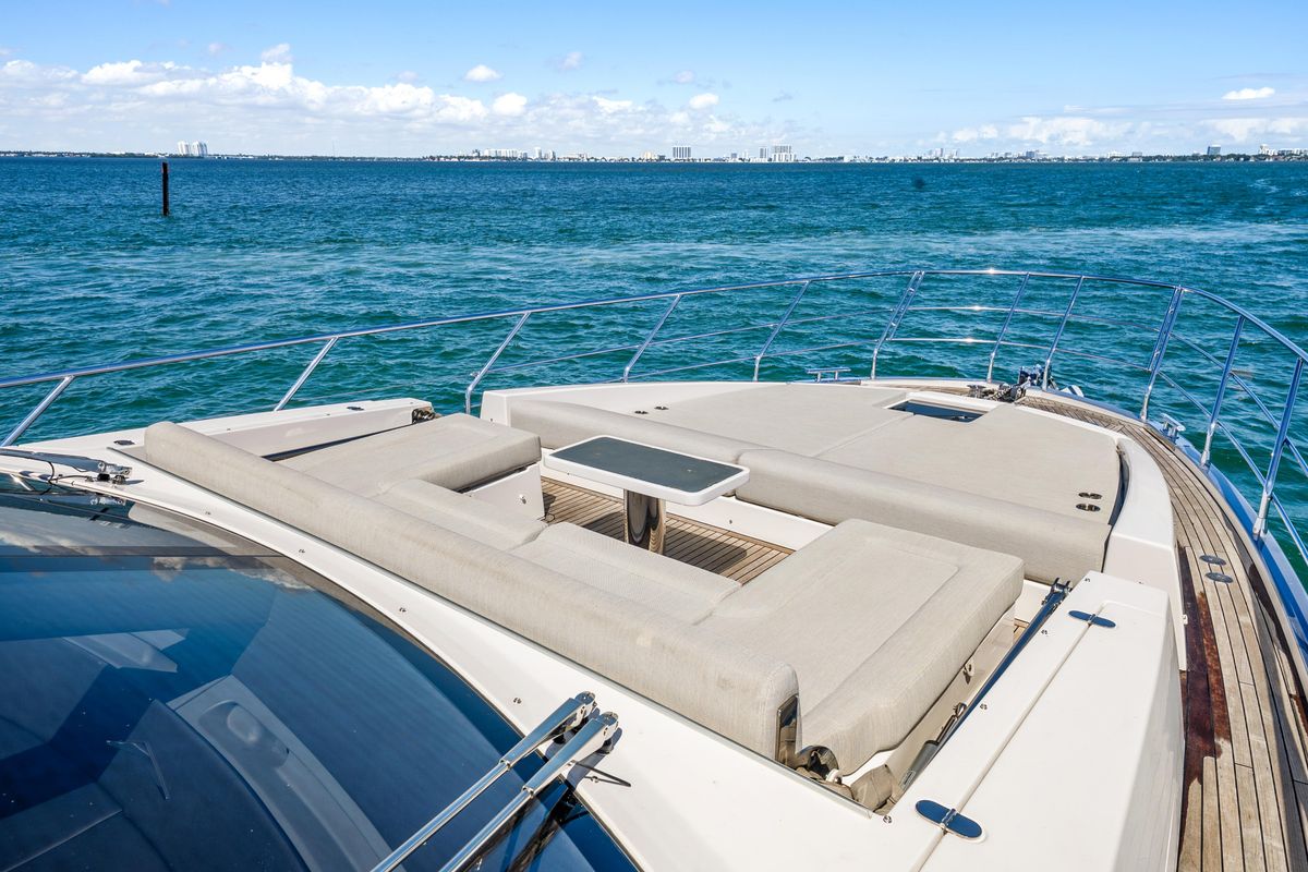 2018 Azimut 70 