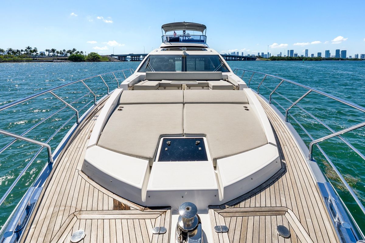2018 Azimut 70 