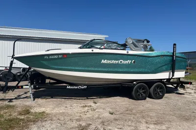 MasterCraft 24X