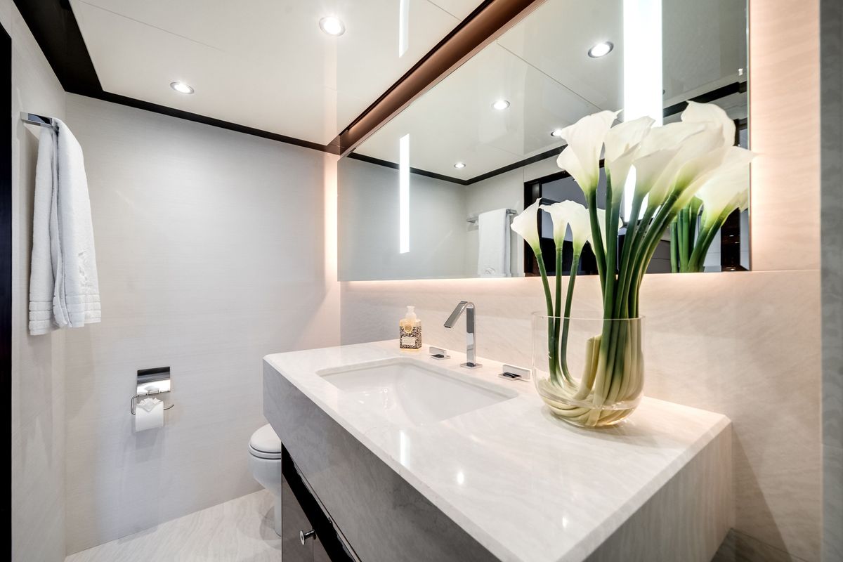 2022 Ocean Alexander 120 