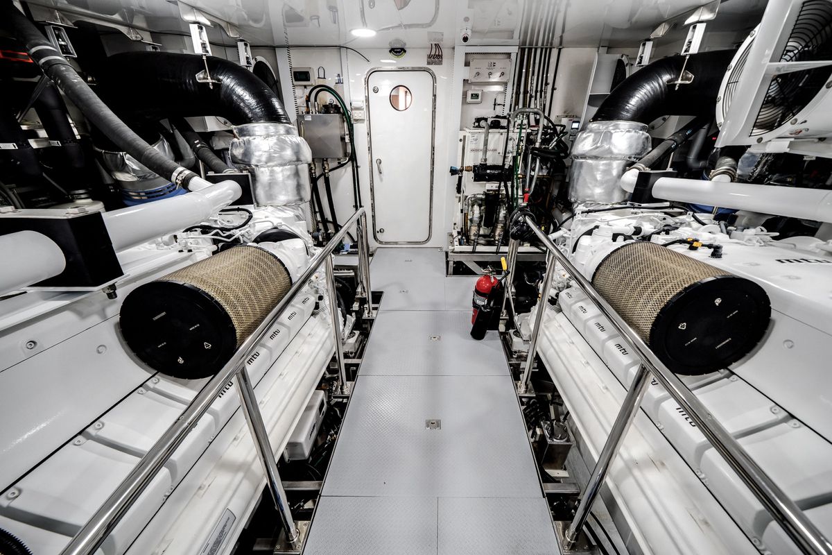 2022 Ocean Alexander 120 