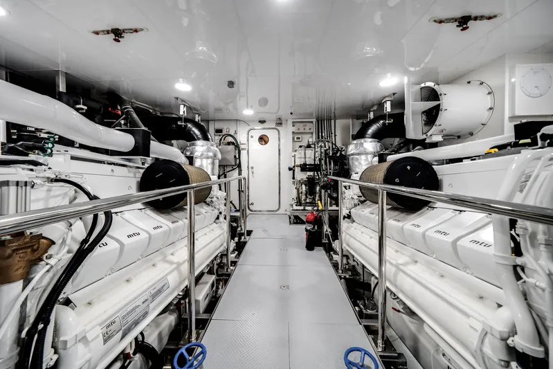 Dreams Yacht Photos Pics 