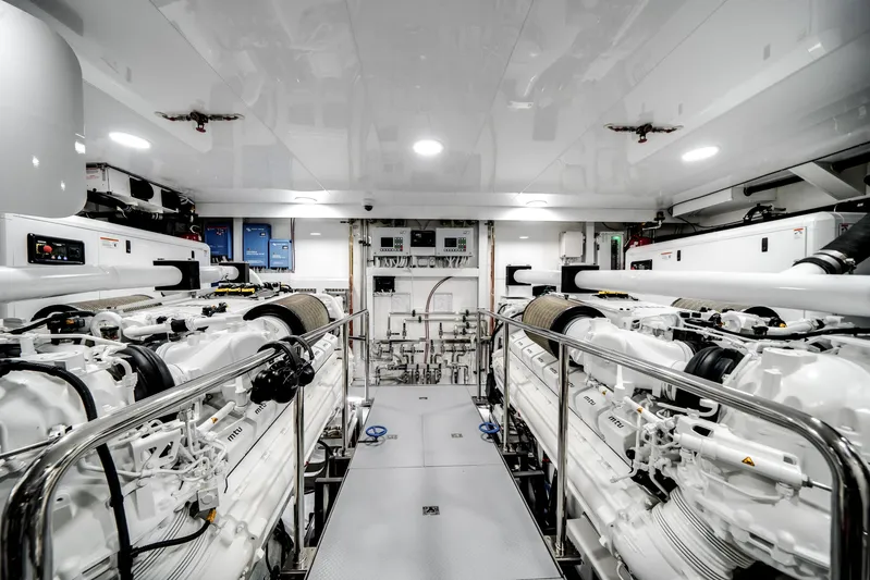 Dreams Yacht Photos Pics 