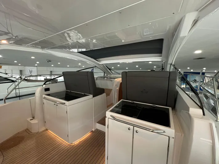 Sealine S390 Yacht Photos Pics 2022 Sealine S390 yacht interior with sleek design and modern amenities.