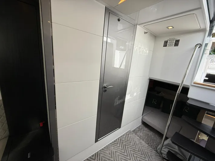 Moana & Malie Yacht Photos Pics 