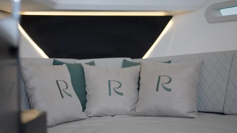 Moana & Malie Yacht Photos Pics 