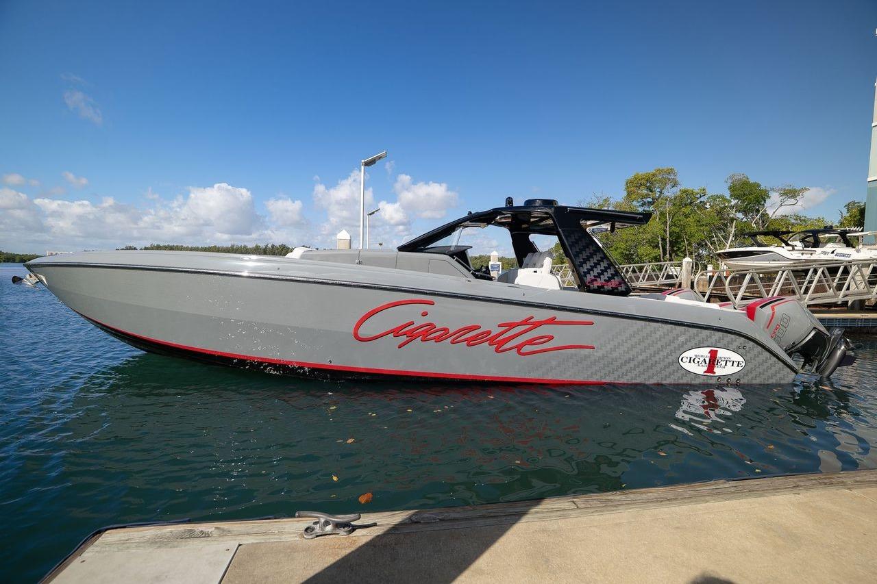 Cigarette 42' Auroris